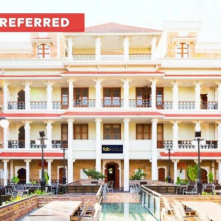 Collection O Hotel Rajwada Near The Pavillion Pune Exterior foto