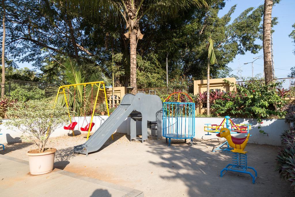 Collection O Hotel Rajwada Near The Pavillion Pune Exterior foto