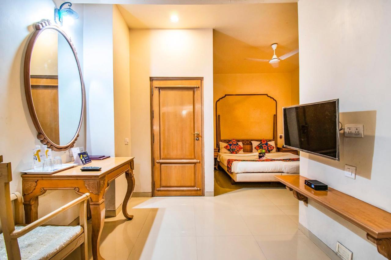 Collection O Hotel Rajwada Near The Pavillion Pune Exterior foto